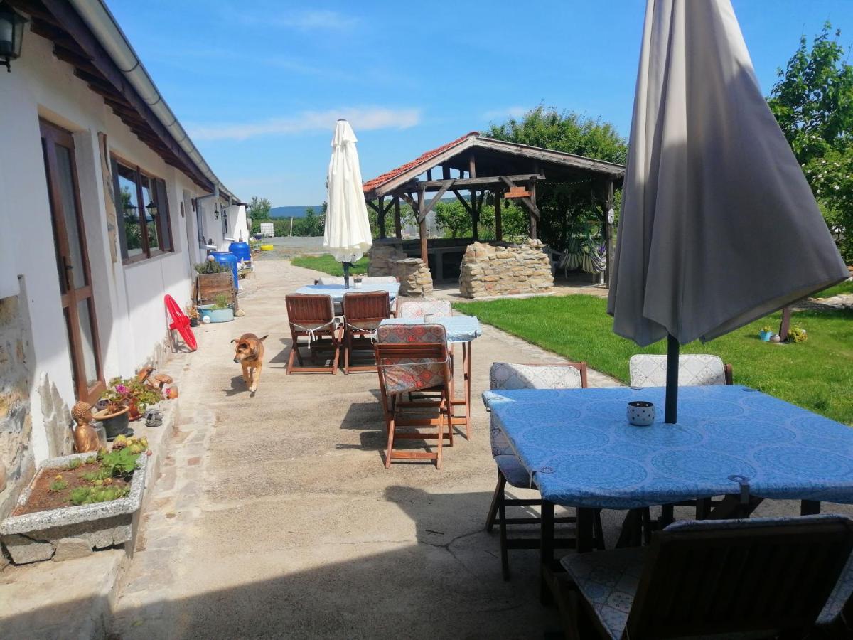 Calla Retreat Vezenkovo Bagian luar foto