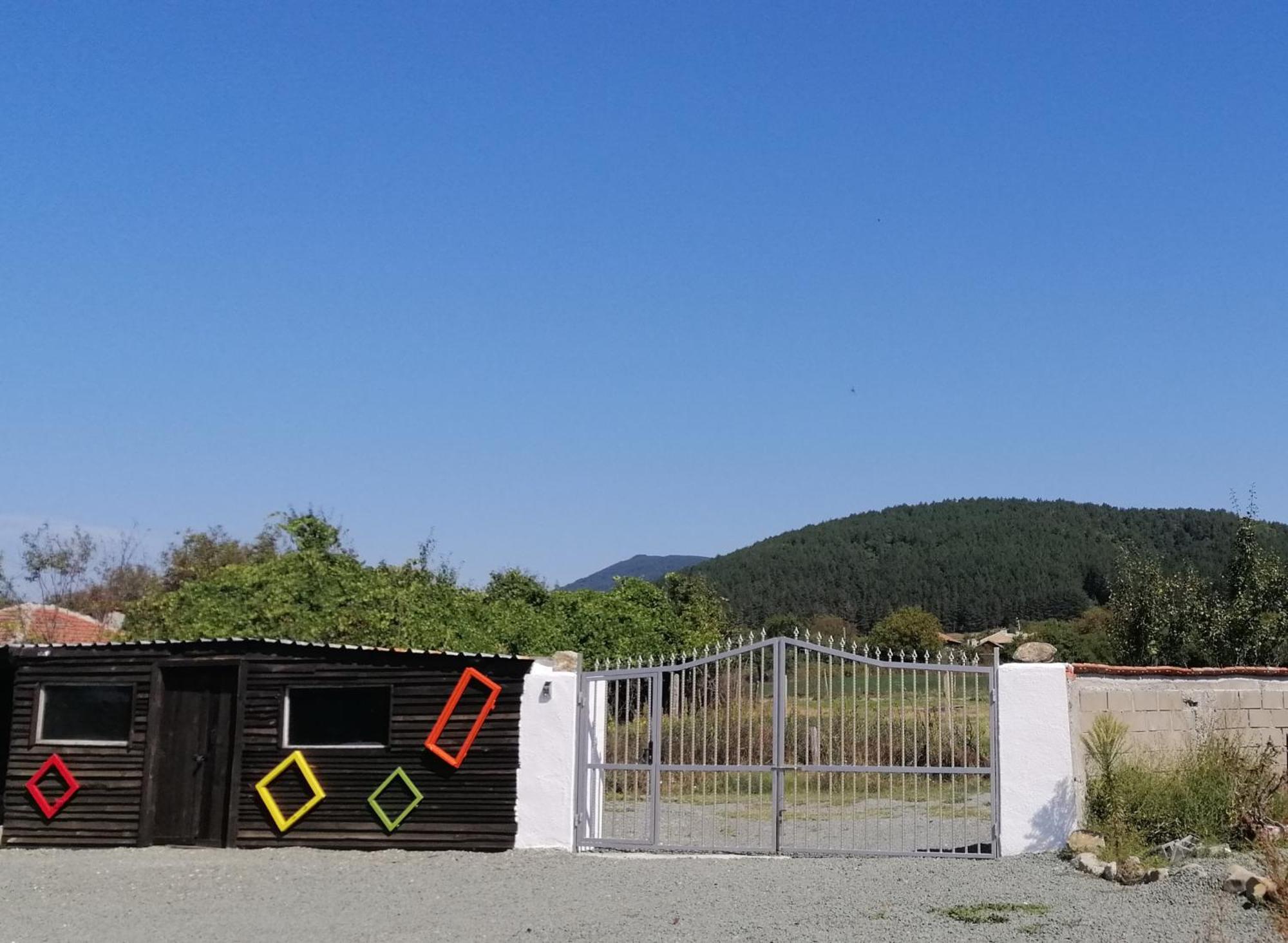 Calla Retreat Vezenkovo Bagian luar foto