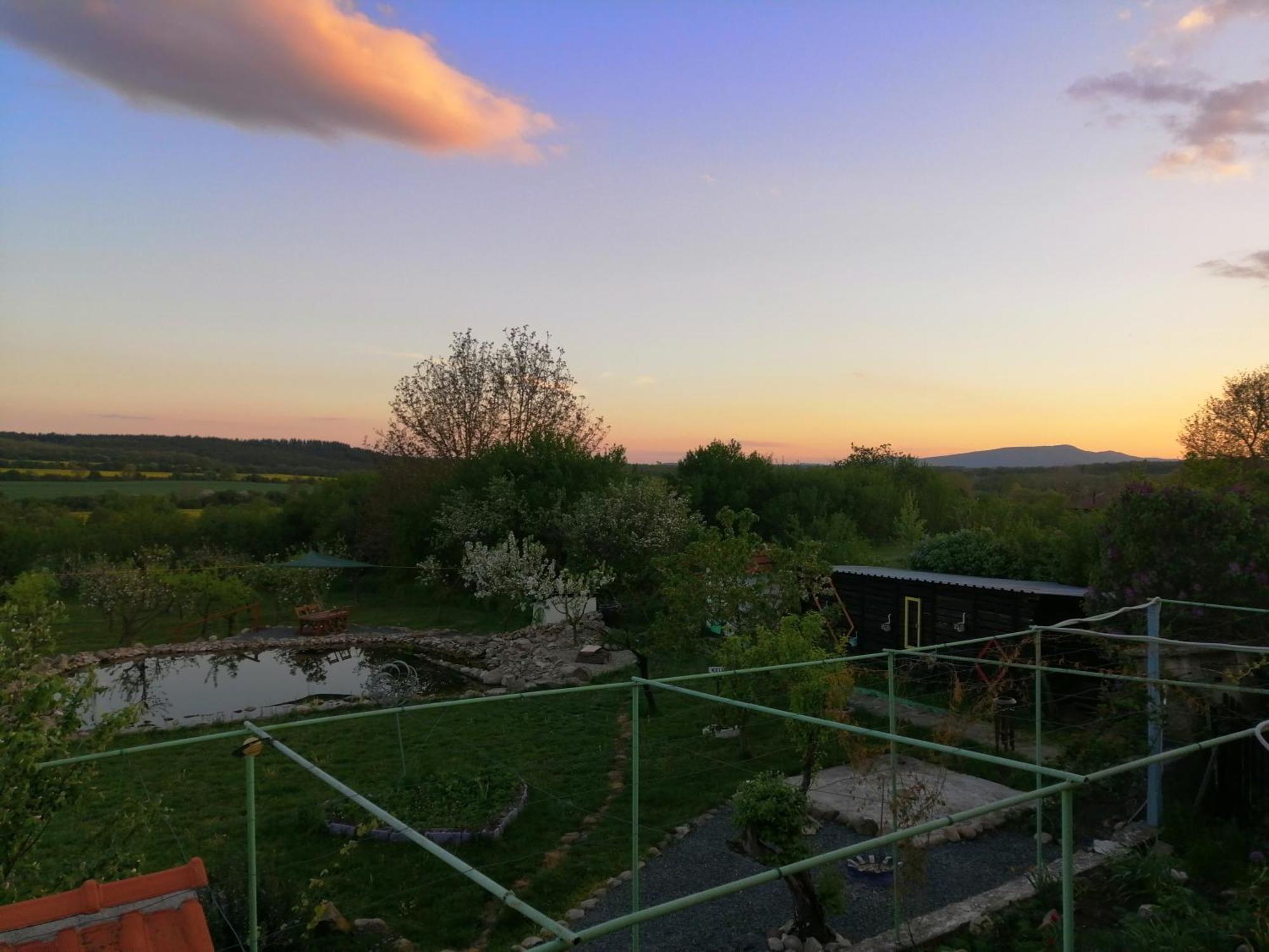 Calla Retreat Vezenkovo Bagian luar foto